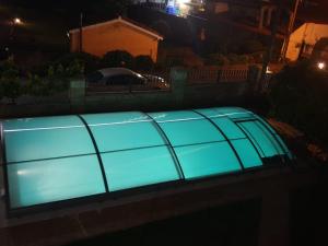 Bazén v ubytování Alojamientos Marte habitacion con baño nebo v jeho okolí