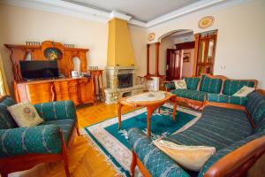 Istumisnurk majutusasutuses Hotel Villa Majur