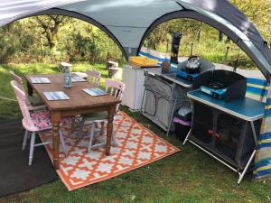 Zahrada ubytování Beaurepaire Bell Tent + 4 fotografie