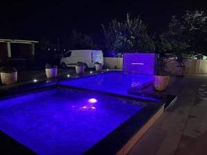 Bazén v ubytování Villa Illyria nebo v jeho okolí
