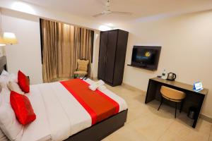 Voodi või voodid majutusasutuse BlueNeck Sec 40 Unitech Cyber Park Gurugram toas