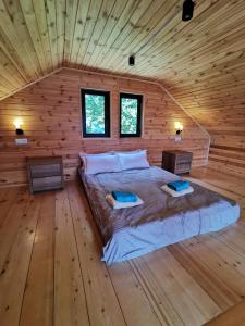 Area soggiorno di Heshkili Cottages