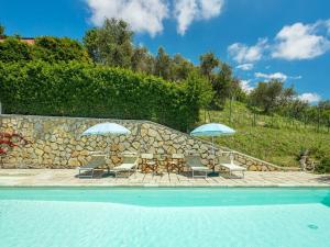 Πισίνα στο ή κοντά στο Villa Lo Zilloro by Nicola Real Estate