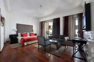 Postel nebo postele na pokoji v ubytování Park Suites Hotel Luxury Boutique Hotel