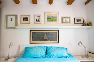 Postel nebo postele na pokoji v ubytování Adam Garden Piran