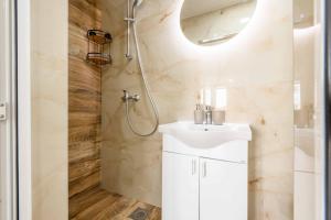 Galeriebild der Unterkunft Sumice Inn in Petrovac na Moru