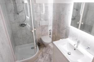 Ένα μπάνιο στο See Appartement Paulis