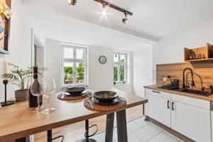 Kuchyň nebo kuchyňský kout v ubytování Apartment am Albertsplatz im Zentrum