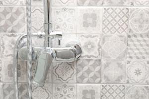 Ένα μπάνιο στο Alexandra Comfort Apartments +31 φωτογραφίες