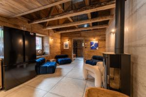 Gallery image of Chalet Grand Cru 14 pers-Abondance in Abondance