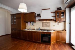Una cocina o kitchenette en Richard & Lulù in Rome