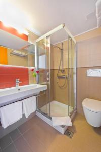 Kylpyhuone majoituspaikassa Esperia Hotel