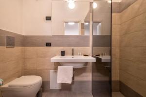 A bathroom at Residence Le Vele