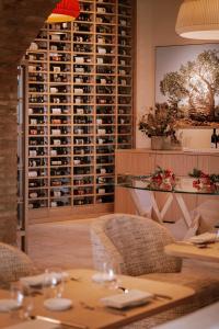A seating area at Mastrojanni Relais