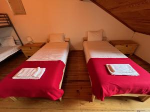 Postel nebo postele na pokoji v ubytování Residencial Avenida Hostel