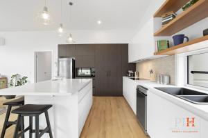 Gallery image of Family Luxury 3 Bdr King Bed in Newhaven