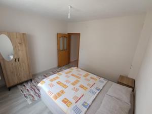 Postel nebo postele na pokoji v ubytování Sardunya Konaklama + 37 fotografií