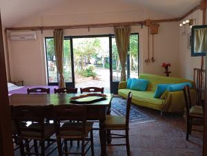 Posezení v ubytování MARIA HOLIDAY HOMES La Pineta di Sinalunga