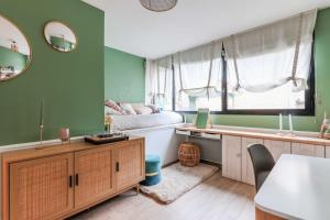 Χώρος καθιστικού στο Exceptional house with Terrace and Parking à Courbevoie +36 φωτογραφίες
