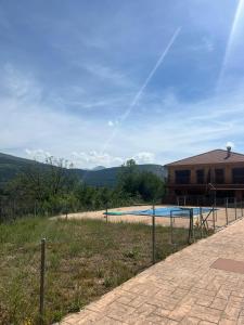 Bazén v ubytování La Casita del Pozo de las Paredes nebo v jeho okolí