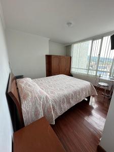 Hotel Santris客房内的一张或多张床位