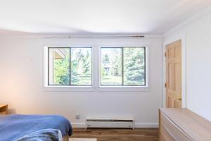 Postel nebo postele na pokoji v ubytování Dollar Meadows Condo with Sun Valley Resort Amenities