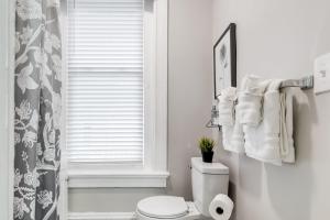 Ένα μπάνιο στο G1 central location museums FREE PARKING