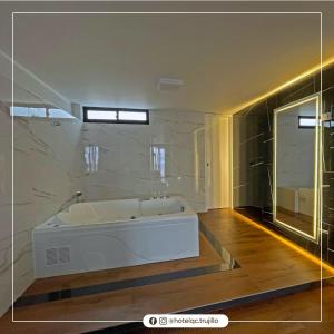 Koupelna v ubytování Hotel QC