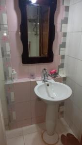 A bathroom at Nile House