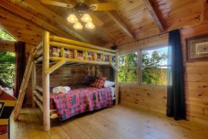 En eller flere senge i et værelse på Eagle's View #356 + 47 billeder