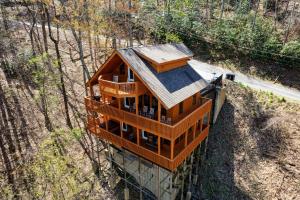 Gallery image of Emerald City Lights #203 in Gatlinburg