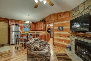 Kuchyň nebo kuchyňský kout v ubytování Rippling Waters #278