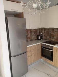 Kuchyňa alebo kuchynka v ubytovaní Studio Stesi Peraia Thessaloniki s