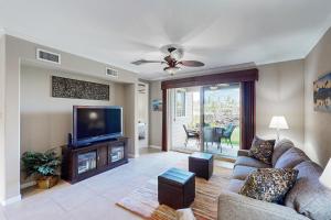 Μια τηλεόραση ή/και κέντρο ψυχαγωγίας στο The Golf Villas at Mauna Lani E3