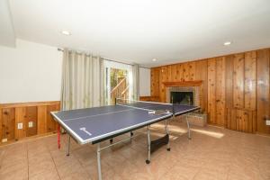 Kemudahan pingpong di Cozy 4 BD Retreat w Free Parking atau berdekatan