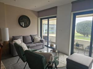 Gallery image of Appartement bord de mer piscine tennis in Viana do Castelo