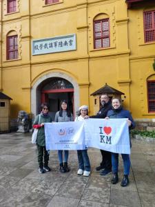 入住Kunming Upland International Youth Hostel ,near the city center ,2 mins walk to the subway, 2 mins walk to the Green Lake, Close to Yuan tong Temple, Old street, Yunnan University, convenient payment and visa cards are accepted的客人