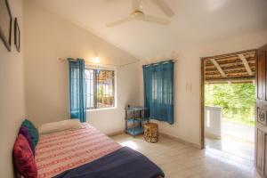 Billede fra billedgalleriet på Chandrakant house River View Studio for 3 on Talpona i Magdāl