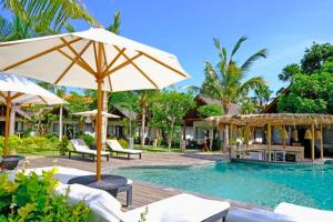 Πισίνα στο ή κοντά στο One BR Bungalow Cozy Place ZN109