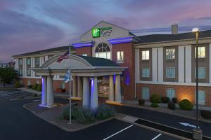 a rendering of a hotel with the front of the building at Holiday Inn Express & Suites by IHG Chambersburg by IHG in Chambersburg