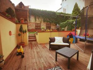 Fotografie z fotogalerie ubytování Apartmán v centre mesta Košice s terasou a záhradou v Košicích