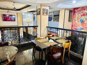 Restaurace v ubytování Yaahot