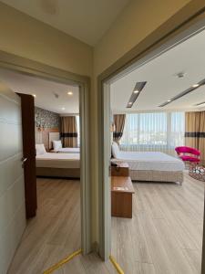 Katil atau katil-katil dalam bilik di Golden Lux Hotel Antalya +33 gambar