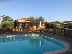 Bazén v ubytování Agriturismo Melodie Toscane Sorano nebo v jeho okolí