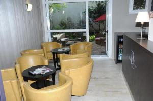 صورة لـ Hôtel Patio Brancion في مالاكوف