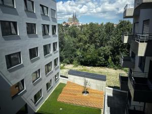 Budova, v ktorej sa apartmán nachádza
