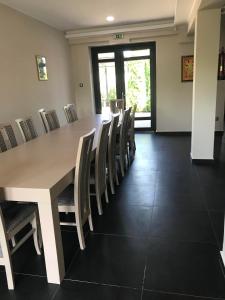 Zdjęcie z galerii obiektu 4 hálószobás Pihenj Meg Vendégház w Nyíregyházie