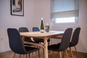 Фотография из галереи Apartmet Jadran в Рабе +26 фотографий