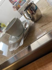 甜蜜美梦酒店的咖啡和沏茶工具