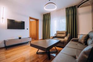 TV a/nebo společenská místnost v ubytování Inex Olgica Hotel & SPA